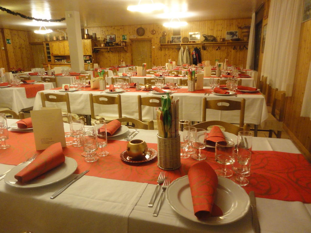 Albergo Ristorante Baraglia Mello Esterno foto